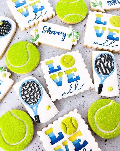 Liz Castellanos💕 on Instagram: “Here’s the rest of the Tennis set that I loved to make!🎾😍 Happy Saturday!🎾💗 • • • • • • • That beautiful color green was achieved with lime…” Tennis Cookies, Tennis Decorations, Tennis Cake, Sports Cookies, Tennis Event, Tennis Set, Sugar Cookie Royal Icing, Sport Cakes, Summer Cookies