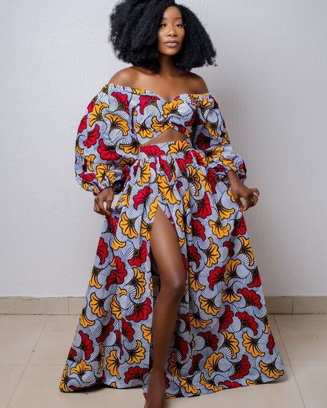 🇳🇬 #anikescouture 🇳🇬 #TBT; African print top and maxi skirt Charming skirt and top set ready to brighten your day. How would you style this look? 🌼 Shop Now!🛒 #throwbackthursday #anikescouture #maxiskirt #skirtandtop #anka #ankamarketplace #ankara || #ankaraclothing || #afro || #afrofashion || #africanfashion ||#blackfashion || #ankarastyles || #ankaraprint || #blackownedbusiness || #afrochic || #blackowned || #melaninqueen || #africanfashion || #africanprint #africanwedding || #africanski... Ankara Crop Top And Skirt, African Crop Top, African Wear For Ladies, African Dress For Women, Ankara Crop Top, African Print Top, African Print Tops, Dresses African, African Print Dress Ankara