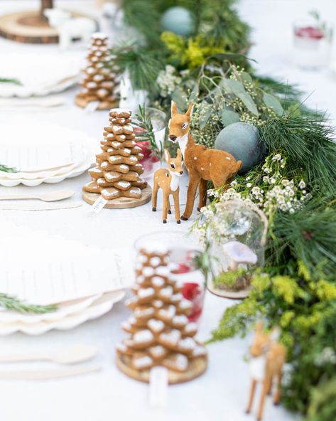 Winter Forest Birthday Party, Woodland Onederland Party, Winter Forest Party, Winter Woodland Baby Shower Ideas, Winter Woodland Party, Winter Forest Baby Shower, Winter Woodland Birthday Party, Winter Woodland Birthday, Forest Birthday Party