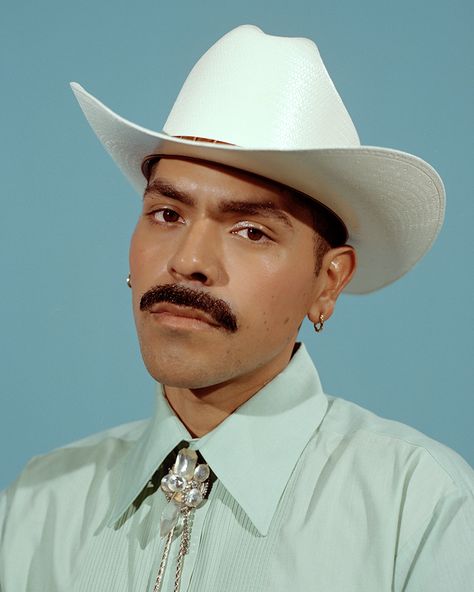 Latina Reference Photo, Mexican Boy Aesthetic, Danny Padilla, Gay Cowboy, Mexican Models, Mexican People, Portrait References, Portrait Reference, Mexican Men