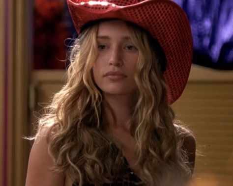 Piper Perabo 2000s, Blonde 90s Actresses, Piper Perabo 90s, Blonde Movie Characters, 90s Movie Characters, 2000s Actresses, Iconic Blonde Characters, 90s Faceclaims, Violet Sanford