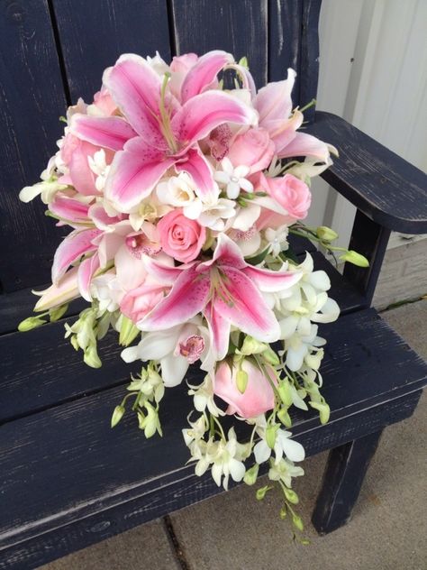 Stargazer Lily Bouquet, White Orchid Bouquet, Orchid Bouquet, Lily Wedding, Lily Bouquet, Boquette Flowers, Stargazer Lily, Most Beautiful Flowers, Beautiful Bouquet Of Flowers