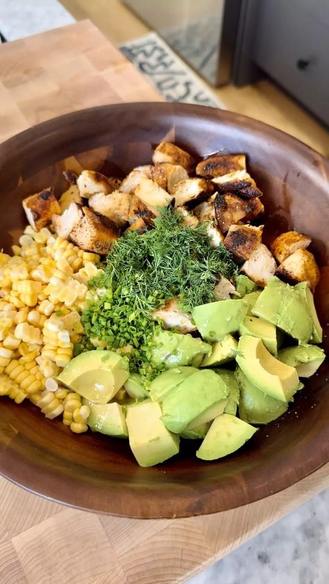 AVOCADO CORN CHICKEN SALAD - Olivia Adriance Corn Avocado Salad, Corn Chicken, Avocado Tomato Salad, Avocado Chicken Salad, Main Dish Salads, Chicken Avocado, Entree Recipes, Chicken Salad Recipes, Avocado Salad