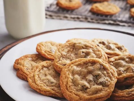 Make Chocolate Chip Cookies, Homemade Chocolate Chips, Homemade Chocolate Chip Cookies, Quick Vegetarian Meals, Cookie Recipes Homemade, Easy Chocolate Chip Cookies, Chocolate Chip Cookies Recipe, Chewy Chocolate Chip Cookies, Chip Cookie Recipe