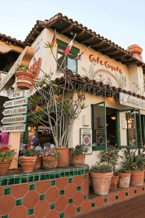 Restaurant In House, Cafe Coyote San Diego, Oaxaca Restaurant Design, San Diego Mexican Food, Acnh Mexican Restaurant, Hacienda Style Restaurant, Coffee Shop Mexican Design, Mexican Restaurant Design Exterior, Cute Mexican Restaurant Decor