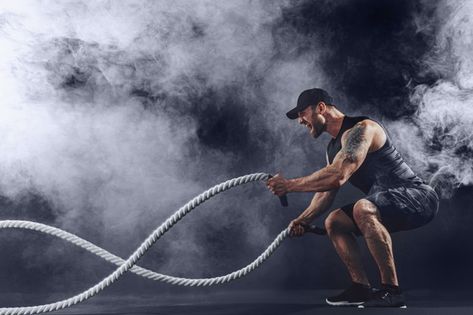 Male Fitness Photography, Rope Exercises, Gym Images, Gym Photography, Gym Antrenmanları, Gym Photos, Battle Ropes, Bodybuilding Supplements, Fitness Photography