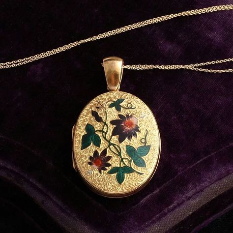 Passion Flowers, The Language Of Flowers, Victorian Locket, Secret Language, Victorian Aesthetic, The Victorian Era, Antique Locket, Memory Locket, Vintage Lockets