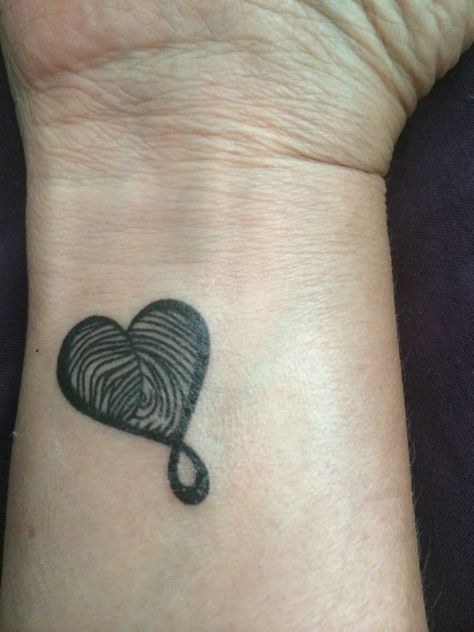 My new tat!! Heart/infinity with my 2 kids fingerprints. Tattoo With Fingerprint, Heart Tattoo Placement, Fingerprint Heart Tattoos, Fingerprint Tattoos, Mark 10 9, Fingerprint Heart, Student Christmas Gifts, Incredible Tattoos, Heart Pin