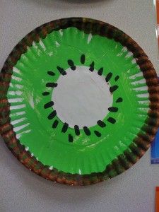 paper plate kiwi craft Vegetables Activities, Letter K Crafts, Paper Plate Art, Kids Food Crafts, Fruit Crafts, K Crafts, Preschool Arts And Crafts, Alphabet Crafts, Daycare Crafts