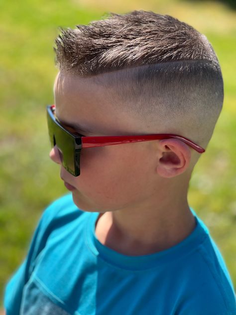 Little Boy Haircut Short Fade, Short Boys Haircut Trendy, Hard Part Haircut, Very Short Hair Men, Football Hair, Mohawk Haircut, High Fade Haircut, Boy Haircuts Short, Haircuts Long