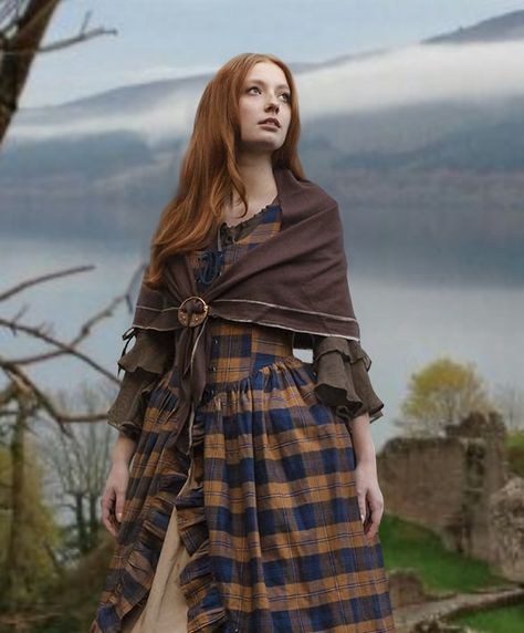 Folk costumes of Europe (women's edition) - Album on Imgur Costumes For 3 People, 3 People Costumes, Celtic Clothing, Medieval Clothing, Medieval Dress, Fantasy Costumes, Medieval Fashion, 3 People, Folk Costume