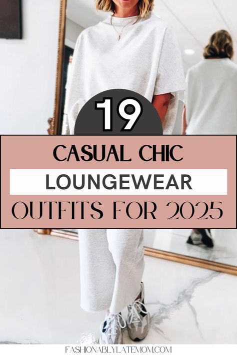 Looking for chic women's loungewear inspiration? This guide features casual outfit ideas perfect for a lazy day at home. From stylish sleep and loungewear sets to cozy pieces that blend comfort and fashion, these women's fashion tips will help you elevate your relaxed look while staying on-trend. Winter Lounge Outfits, Comfortable Outfits Lazy Days, Chic Loungewear Outfits, Home Outfit Women, Womens Loungewear Outfits, Clothes Capsule Wardrobe, Lounging Outfit, Chic Loungewear, Casual Mom Style