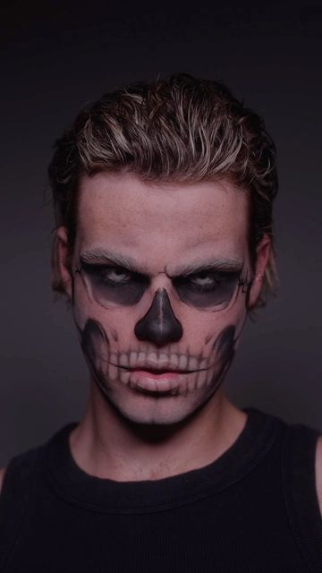 Skull Make Up Boy, Skull Make Up Men, Easy Skull Makeup Men, Man Skull Makeup, Skull Makeup Men, Skull Face Painting, Skull Makeup Halloween, Halloween Hombre, Brandon Scott