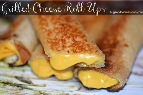 Grilled Cheese Roll Ups Grilled Cheese Roll Ups, Grill Cheese Roll Ups, Grilled Cheese Rolls, Yummy Grilled Cheese, Cheese Roll Ups, French Toast Roll Ups, French Toast Rolls, Cheese Roll, Cheese Rolling