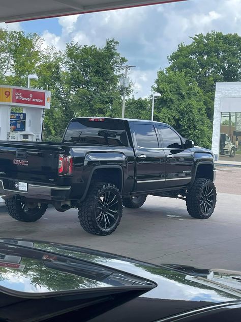 2015 Chevy Silverado 1500 Lifted, Black Lifted Trucks, Dream Trucks Chevy, Blacked Out Truck, Black Gmc Truck, Black Chevy Truck, Lifted Gmc Sierra 1500, Gmc Lifted Trucks, Black Gmc Sierra