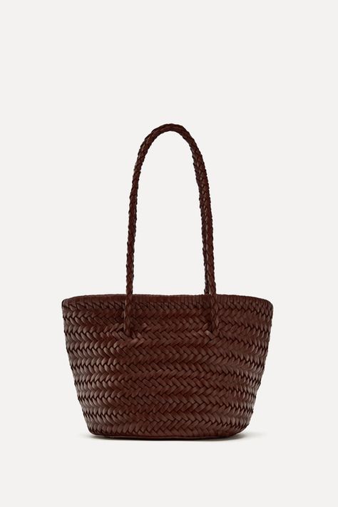 Oversized White Shirt, Braided Bag, Woven Leather Tote, Woven Leather Bag, Latest Bags, Brown Shoulder Bag, Brown Leather Sandals, Interior Fabric, Basket Bag