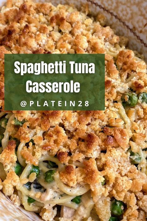 Our spaghetti tuna casserole has ALL the flavor of traditional tuna casserole but made in 28 minutes or less! Try it tonight! Tuna Noodle Casserole Easy, Tuna Dishes, Tuna Casserole Easy, Tuna Casserole Recipes, Noodle Casserole Recipes, Tuna Noodle Casserole, Spaghetti Casserole, Healthy Food Menu, Tuna Casserole