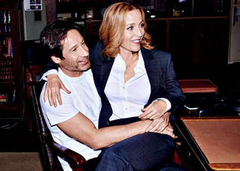 David Duchovny And Gillian Anderson, Gillian Anderson David Duchovny, David And Gillian, Joel Mchale, Chris Carter, Mulder Scully, Fox Mulder, Dana Scully, David Duchovny