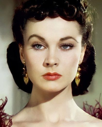 Vintage Hollywood Stars, 90s Actresses, Rhett Butler, Scarlett O'hara, Vivien Leigh, Look Retro, Actrices Hollywood, Badass Women, Gone With The Wind