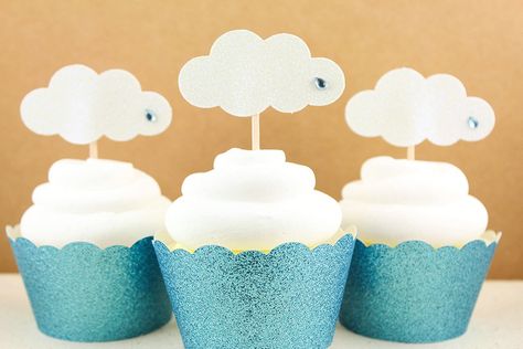 Ideas: Gateau Baby Shower Garcon, Raindrop Baby Shower, Rain Baby Showers, Cloud Cupcakes, April Baby Shower, Baby Boy Sprinkle, Rain Baby, Gateau Baby Shower, Sprinkle Shower