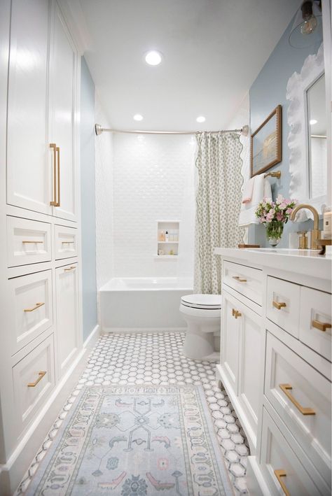 White Gold Blue Bathroom, Bathroom Remodel With Bathtub, Gold And Blue Bathroom, Blue And Gold Bathroom, Dreamy Bathrooms, Tiles Hexagon, Clothes Logo, Teen Bathrooms, White Bathroom Ideas