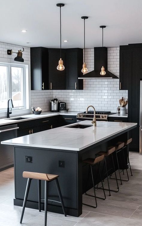 Dark Kitchen Cabinets With Open Shelving, Black Cabinets Kitchen, All Black Kitchen, Kitchen Design Countertops, Modern Black Kitchen, Black Kitchen Decor, Black Kitchen Island, Cabin Kitchen, Black Kitchen Cabinets