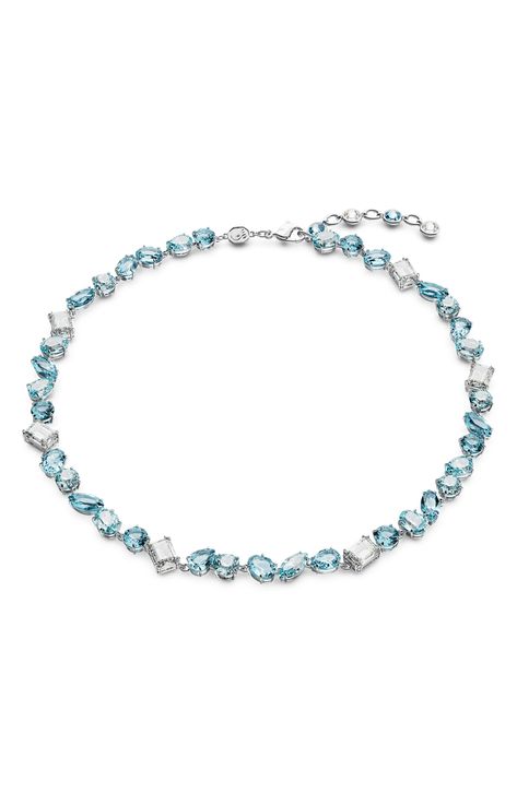 Swarovski Necklace Crystal, Necklace Blue Stone, Jewelry Mood Board, Blue Crystal Necklace, Expensive Jewelry Luxury, Jewelry Swarovski, Necklace Swarovski, Sparkle Necklace, Jewelry Accessories Ideas