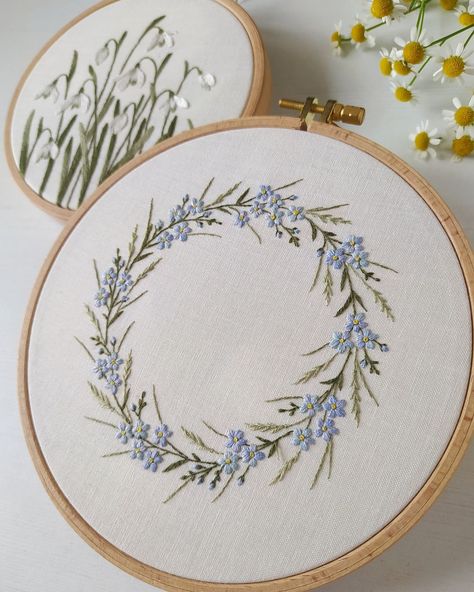 Velones In Action added a new photo. - Velones In Action Embroidery Ornaments, Fairy Home, Diy Embroidery Patterns, Embroidery Flowers Pattern, Ribbon Art, Embroidery Monogram, Hand Embroidery Art, Diy Embroidery, Embroidery And Stitching