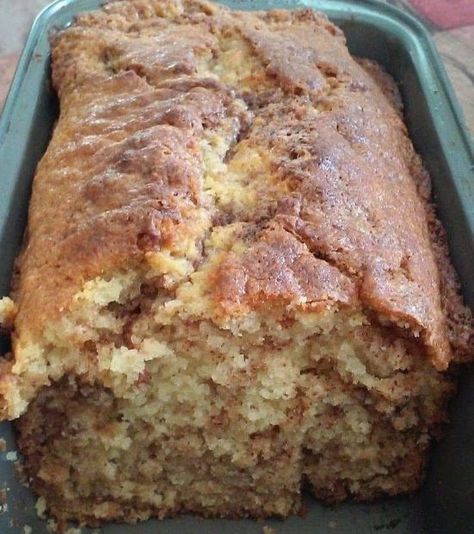 Amish Cinnamon Bread - ALL RECIPES GUIDE Amish Cinnamon Bread, Puding Roti, Cinnamon Bread Recipe, Amish Bread, Amish Friendship Bread, Friendship Bread, Baking Bread Recipes, Amish Recipes, Cinnamon Bread