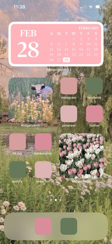 Themes For Phone Wallpaper, Flower Themed Homescreen, Cottage Core Iphone Layout, Custom Home Screen Iphone Ideas, Pink Iphone Aesthetic Home Screen, Flower Ios Homescreen, Spring Home Screen Iphone, Phone Themes Aesthetic Pink, Spring Home Screen Aesthetic