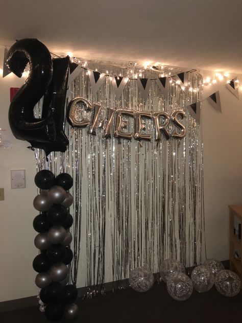 Instagram: @evenftulsweets.nj Birthday photo backdrop 21 Bday Decorations Ideas, 25 Birthday Backdrop Ideas, 21st Birthday Backdrop Ideas Easy Diy, Photo Backdrop For Party, 18th Birthday Backdrop Ideas, 22 Birthday Ideas Decoration, Bday Backdrop Ideas, 21st Birthday Backdrop Ideas, Birthday Photo Instagram