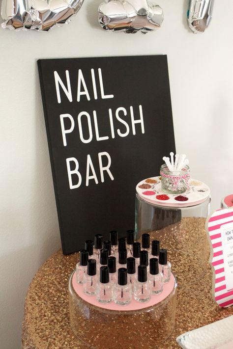 Learn how to make your own nail polish and set up an adorable "DIY Nail Polish Bar!" Spa Party Dessert Table, Nail Party Ideas, Self Care Party, Lacquer Bar, Nail Polish Party, Birthday Board Diy, Makeup Birthday Party, Makeup Event, Spa Day Party