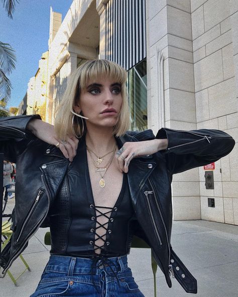 Juliet Simms Outfits, Juliet Simms Style, Ricky Horror, Juliet Simms, Black Veil Brides, Cool Fits, Vintage Bohemian, Rock Style, Have A Nice Day