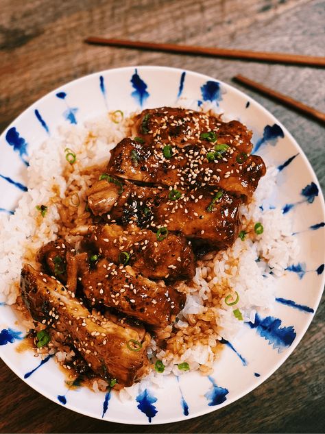 The BEST Chicken Teriyaki in 20 Minutes! - Tiffy Cooks Tiffy Cooks Chicken, Teriyaki Chicken Recipe, Pollo Teriyaki, Tiffy Cooks, Baked Teriyaki Chicken, Chicken Sauce Recipes, Easy Teriyaki Chicken, Chicken Shawarma Recipe, Teriyaki Recipe