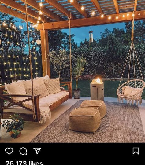 If the mesh is too loose the stone might fall out. If the mesh is too tight then the stone can get crushed against the sides of the pit. Movie Bloopers, Terrace Decor, Patio Inspiration, Backyard Remodel, Outdoor Living Room, Outdoor Decor Backyard, Backyard Garden Design, Pergola Patio, Outdoor Patio Decor