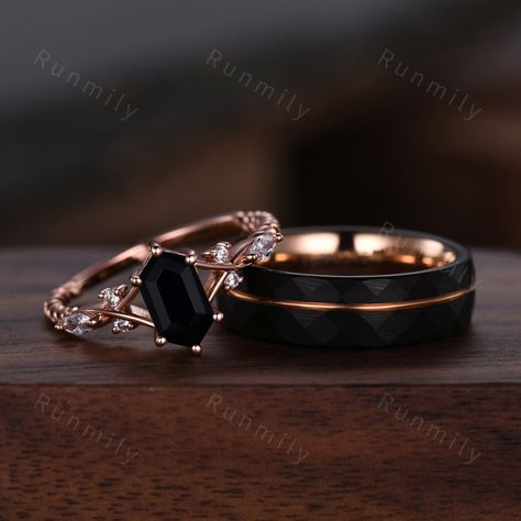 Here we have a Vintage Black Onyx Couples Ring Rose Gold Matching Ring Set His and Hers Wedding Band Promise Ring For Men For Women Natural Black Gemstone Moss agate set: https://www.etsy.com/listing/1716926987/vintage-green-moss-agate-couples-ring?click_key=976c78ae43186872022d4c59854a52d0ed895813%3A1716926987&click_sum=15a89b76&ref=shop_home_active_36&pro=1&frs=1 Green emerald set: https://www.etsy.com/listing/1713102440/vintage-green-emerald-couples-ring-rose?click_key=90d98b915f7b0263b61f5e0 Simple Black Wedding Ring, His And Hers Gothic Wedding Rings, Black And Rose Gold Wedding Rings, Matching Black Wedding Bands, Bohemian Style Engagement Ring, Viking Wedding Ring Sets, Black Wedding Rings Sets Couple, Men’s Rings, Men’s Engagement Rings