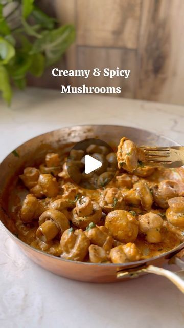 Indian Mushroom Recipe, Mushroom Recipes Videos, Spicy Mushrooms, Mushroom Recipes Indian, Easy Mushroom Recipes, Spicy Mushroom, Mushroom Recipes Pasta, Mushroom Recipe, Food Vegetarian