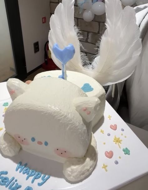 23rd Birthday Cake, Felix Birthday, 23 Birthday Cake, Chicken Cake, 23rd Birthday, Cat Cake, Cute Birthday Cakes, Birthday Cake Kids, Happy Birthday Cakes