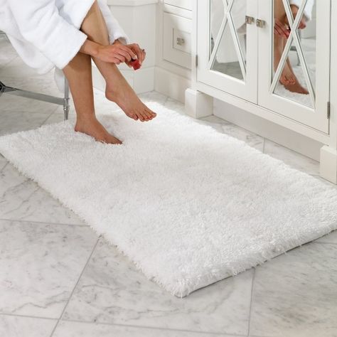 This bathroom mat that’ll have you walking out of the shower in serene comfort. | 31 Things To Make Your Home So Much Comfier Luxury Bath Rugs, Luxury Bath Mats, Luxury Area Rugs, Bathroom Rugs And Mats, Foam Bath, Luxury Bath, Bath Mat Rug, Bathroom Mats, Bathroom Flooring