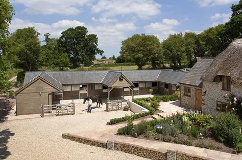 https://flic.kr/p/8gAXiG | Wooden Stables | Bespoke wooden stables from Scotts, supplied for a private yard in Devon. English Stables, House With Stables, Stable Inspiration, Livery Yard, Dream Barn Stables, Stable Yard, Equestrian Stables, Equestrian Barns, Equestrian Building