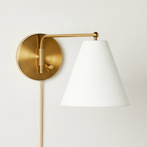 Create gorgeous lighting overhead with this Wall Sconce with Horizontal Arm from Threshold™ designed with Studio McGee. This wall sconce features a fixed wall-mounted design with a cotton shade and brass metal body for a sleek, modern look. The white shade diffuses a warm, cozy glow, while the horizontal arm can be adjusted for better lighting. Just mount it in the entryway or above the side table near your bed for a functional lighting solution that will complement a wide variety of furnishings Bedside Sconces, Dream Condo, Dining Sconces, Mcgee Target, Floor Lamp Brass, Studio Mcgee Target, Sconces Living Room, Box Studio, Design Boards