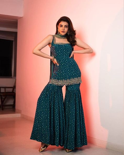 Looking for a Diwali outfit inspiration? Here are some totally awesome Diwali styles inspired by B-town celebrities. Don't forget to bookmark your favourite look! Arpita Mehta, Gharara Designs, Sharara Designs, Indian Outfits Lehenga, Traditional Indian Outfits, Indian Gowns Dresses, Trendy Dress Outfits, Designer Party Wear Dresses, Ethnic Outfits