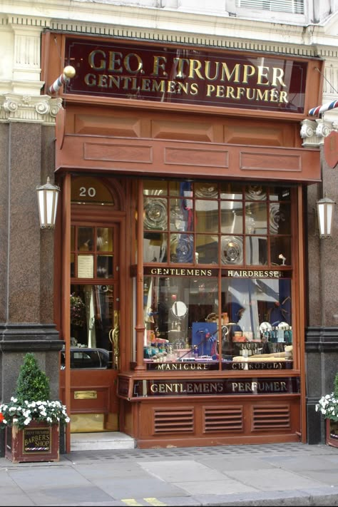 Jermyn St., Mayfair, London. English Store Fronts, London Doors, Shop Facade, Mayfair London, 카페 인테리어 디자인, English Shop, Shop Fronts, On The Corner, Shop Front Design