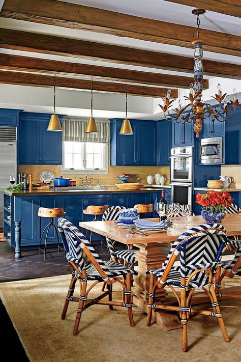 Bright Blue Kitchen, Best Paint For Kitchen, Blue Kitchen Designs, Texas Kitchen, Paint Trends, Blue Kitchen Cabinets, Blue And White Pattern, Amazing Kitchen, Painted Kitchen