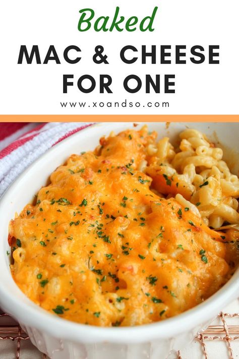 This baked macaroni and cheese for one recipe serves up the perfect, creamy pasta of your dreams! #macandcheese Macaroni And Cheese For One, Mac And Cheese For One, Best Mac And Cheese Recipe, Single Serve Meals, Best Mac N Cheese Recipe, Baked Mac And Cheese Recipe, Bake Mac And Cheese, Easy Meals For One, Baked Macaroni And Cheese