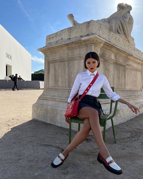 Alexandra Pereira Outfits, Business Dress Code, Styling Skirts, Outfit Otoño, Alexandra Pereira, Outfits 2023, Summer Outfit Inspiration, Closet Fashion, Fashion Weeks