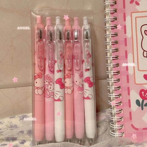 Hello Kitty School Supplies, Japanese School Supplies, Παπούτσια Nike Free, Hello Kitty School, Pretty School Supplies, Cute Stationary School Supplies, Pink Pens, Cute School Stationary, Kawaii School Supplies