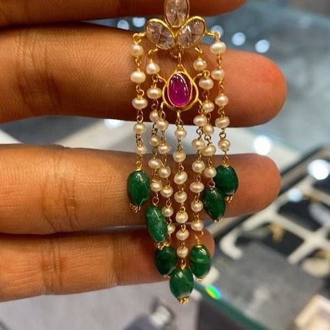 LIGHT WEIGHT JEWELLERY STORE on Instagram: "Light weight beautiful hanging 💖✨🔥" Light Weight Jewelry Gold, Light Weight Earrings Gold, Light Weight Gold Jewellery Indian, Light Weight Gold Earrings, Rings Casual, Light Weight Gold Jewellery, Simple Jewellery Designs, Barrister Babu, Rajputi Jewellery