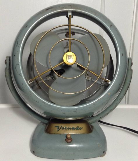 Vornado Fan, Antique Fans, Old Fan, Retro Fan, Heater Fan, House Fan, Retro Industrial, Vintage Fans, Japan Shop