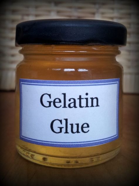 Home Made Glue, Glue Recipe, How To Make Glue, Diy Mod Podge, Diy Glue, Boiled Water, Homemade Art, Unflavored Gelatin, Making Paper